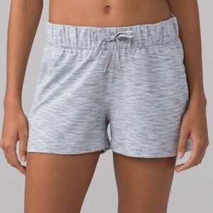 lululemon athletica Women's On The Fly Short - Light Gray Size 8
